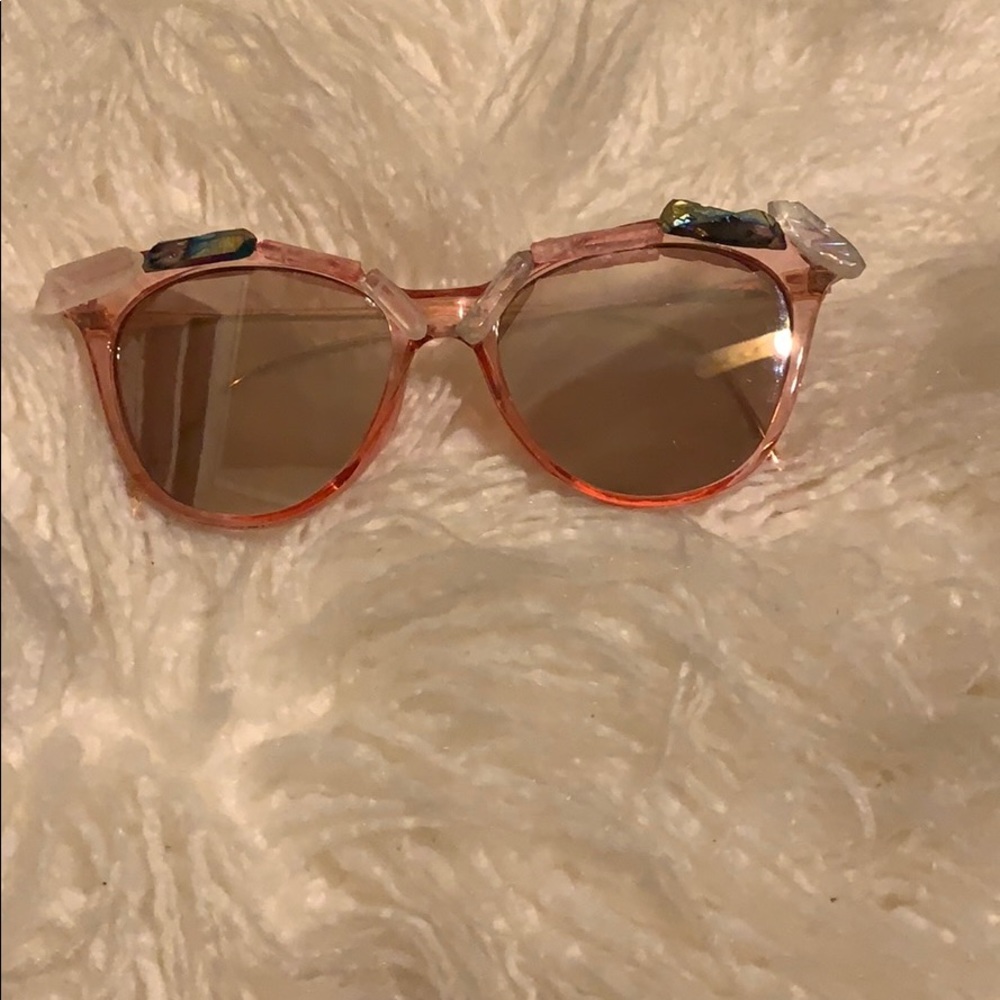 Gemstone sunglasses - Picture 2 of 3